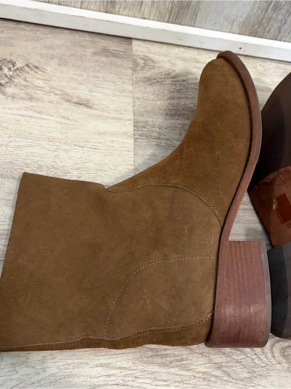 Tory Burch Sienna Suede Bootie Ankle Boots Womens Size 9 River Rock Brown